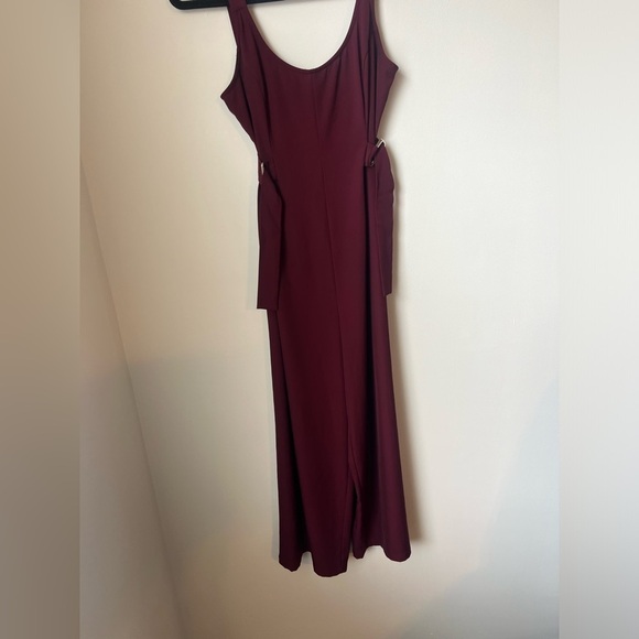 Silence + Noise x Urban Outfitters Burgundy Sleeveless Belted Jumpsuit XS - Picture 2 of 9